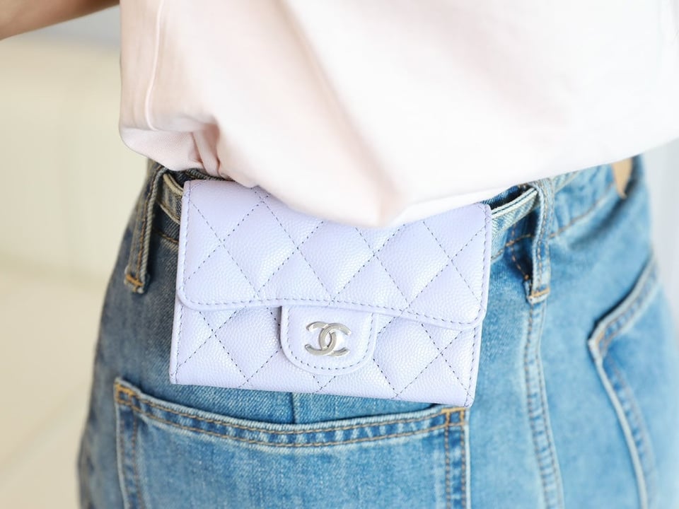 Chanel Flap Card Holder 11.3 Light Purple Grained Calfskin Silver Icon view 3