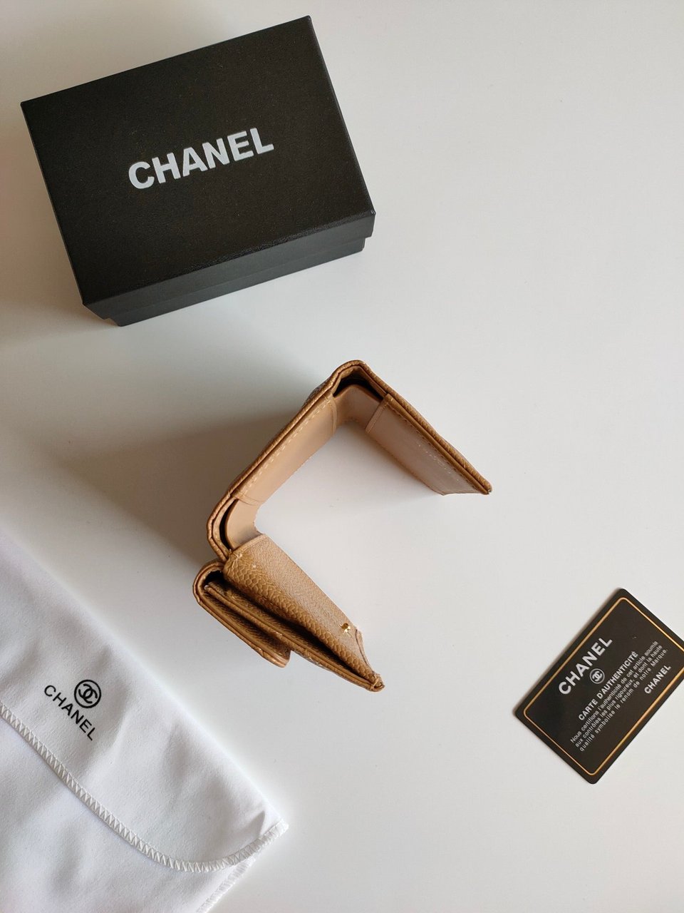Chanel Trifold Purse 12 Amber Grained Calfskin Gold Icon view 9