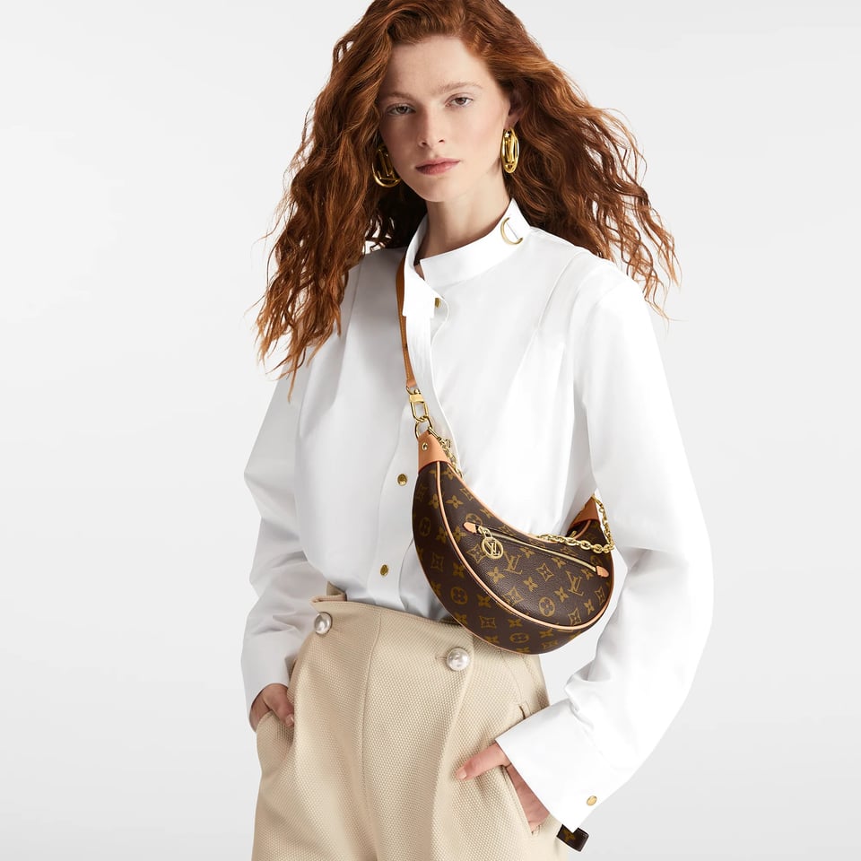 Louis Vuitton Loop Bag Monogram Canvas M81098 23cm/9.1in view 3