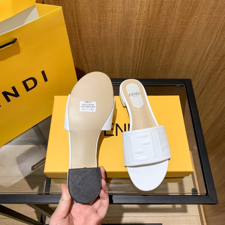 Fendi Silk Cowhide Slippers White view 5
