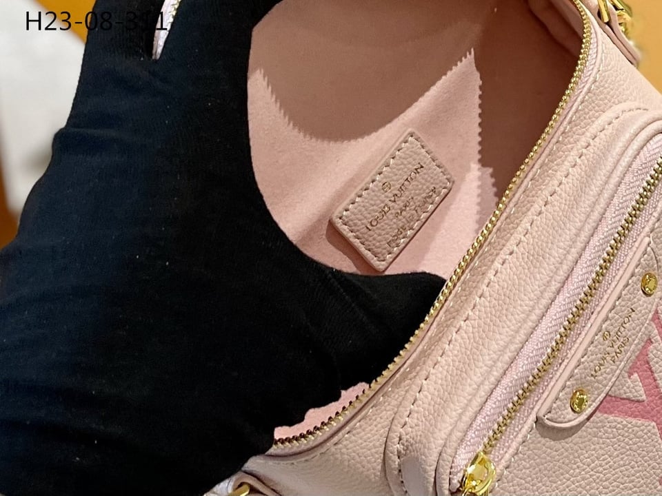 Louis Vuitton Mini Bumbag Pink 18Cm M82347 view 6