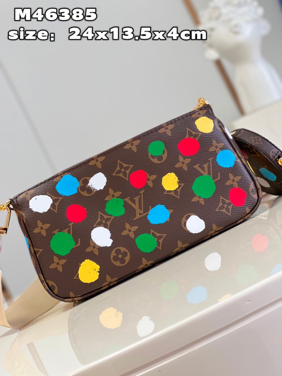 Louis Vuitton X Yk Multi Pochette Accessoires 24 Cm M46385 view 3