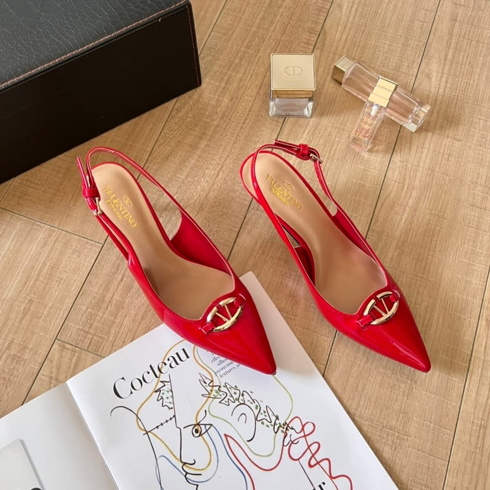 Valentino Vlogo Shiny Leather Leather Heels In Red view 4