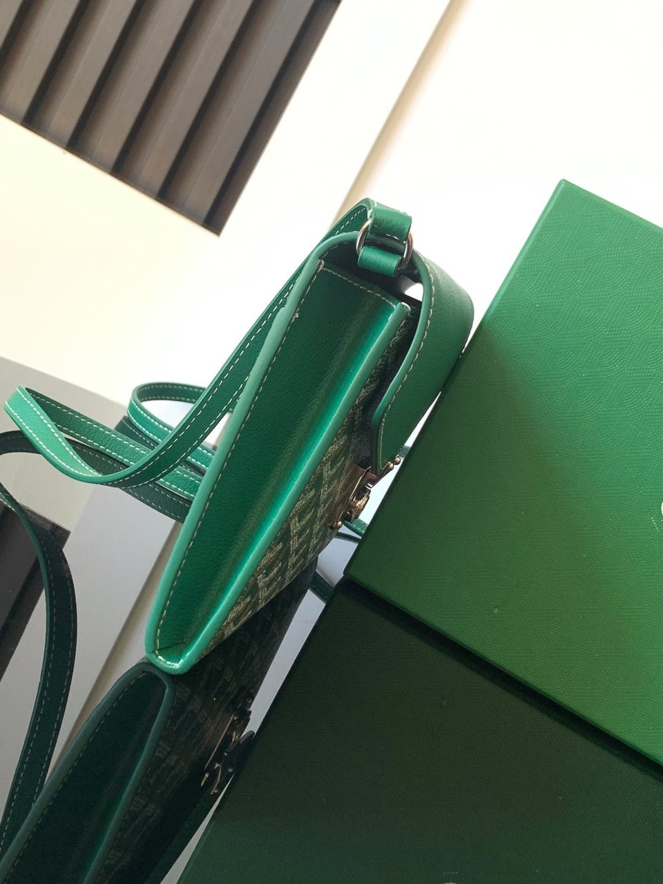 Goyard Chypre Wallet-Pouch 21 Cm Green Goyardine Canvas And Calfskin view 6