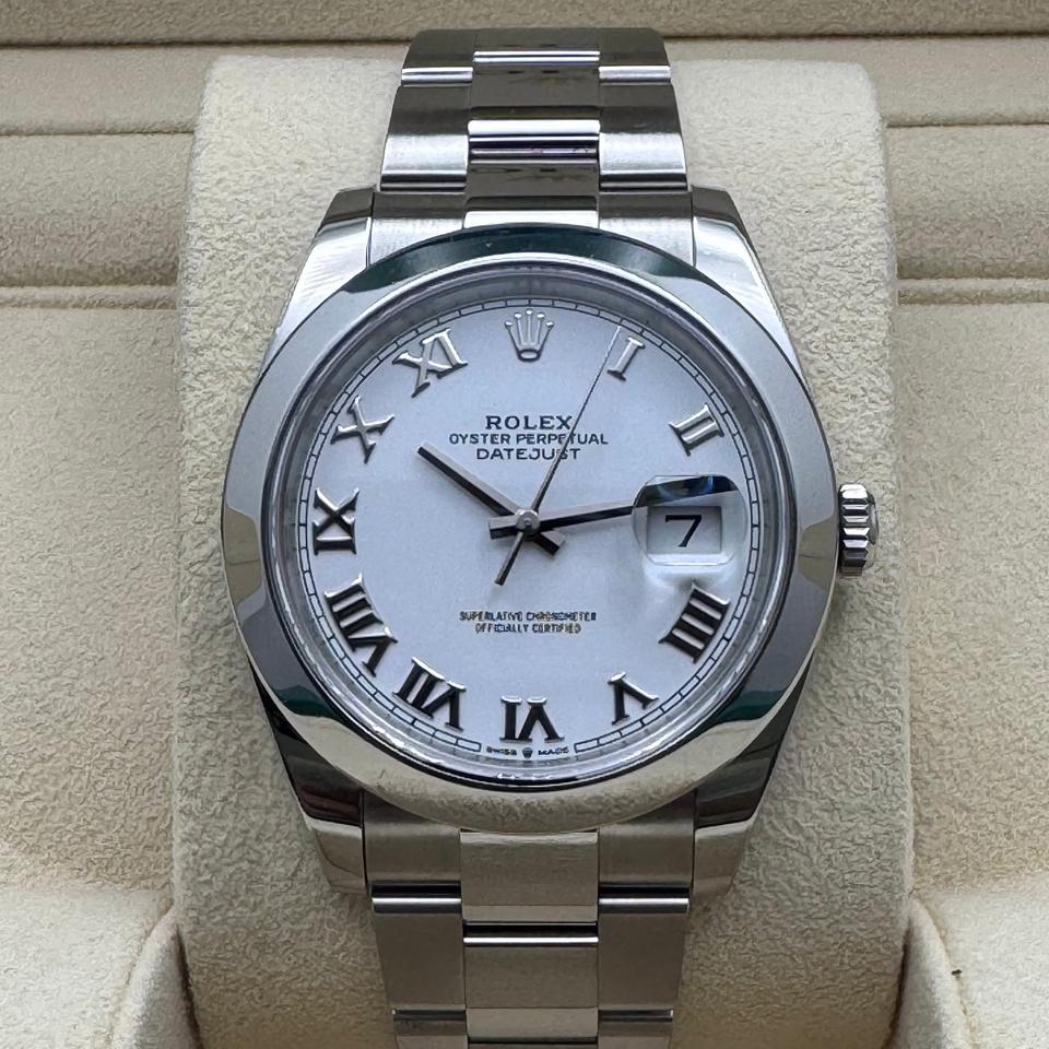 [Superclone] Rolex Datejust 41mm White Dial Oyster 126300 view 3