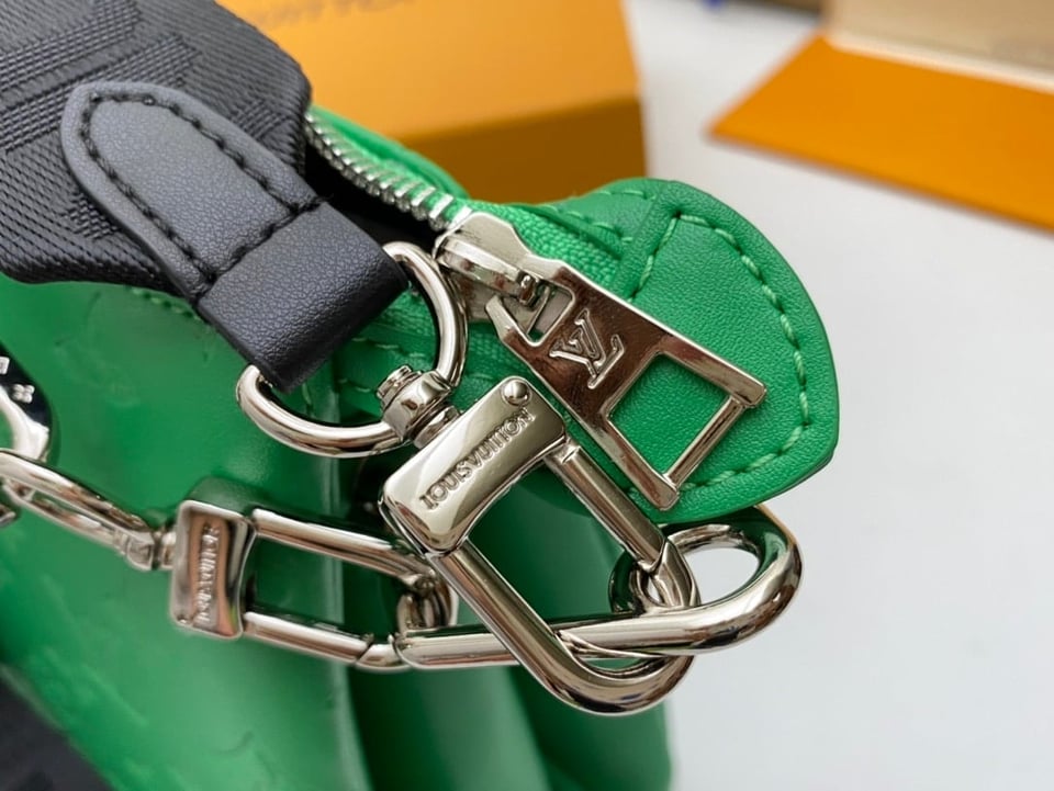 Louis Vuitton Coussin Motion Green 26Cm view 7