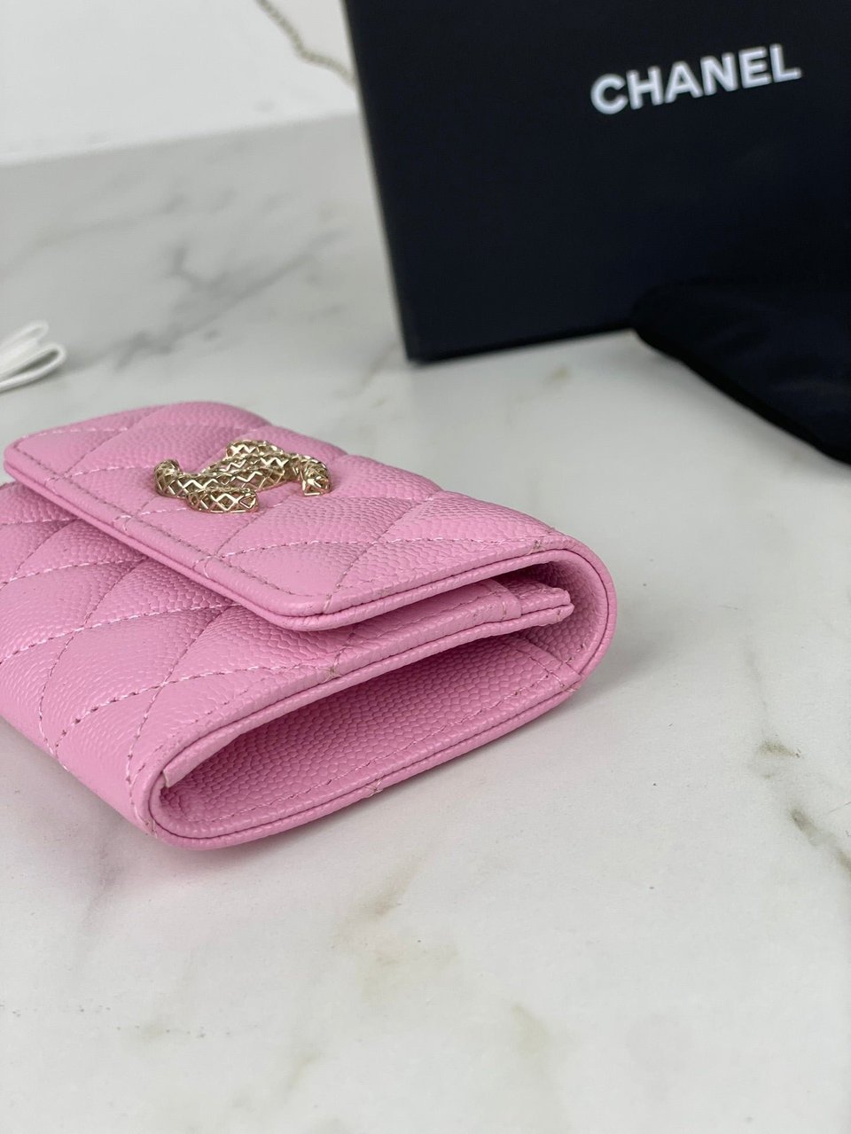 Chanel Flap Card Holder 11 Pink Grained Calfskin Gold Icon view 6