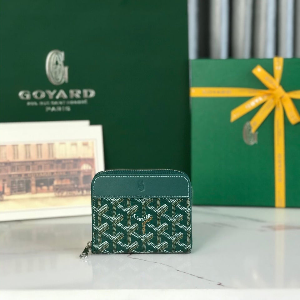 Goyard Matignon Mini Wallet 11 Cm Green Goyardine Canvas And Calfskin view 2
