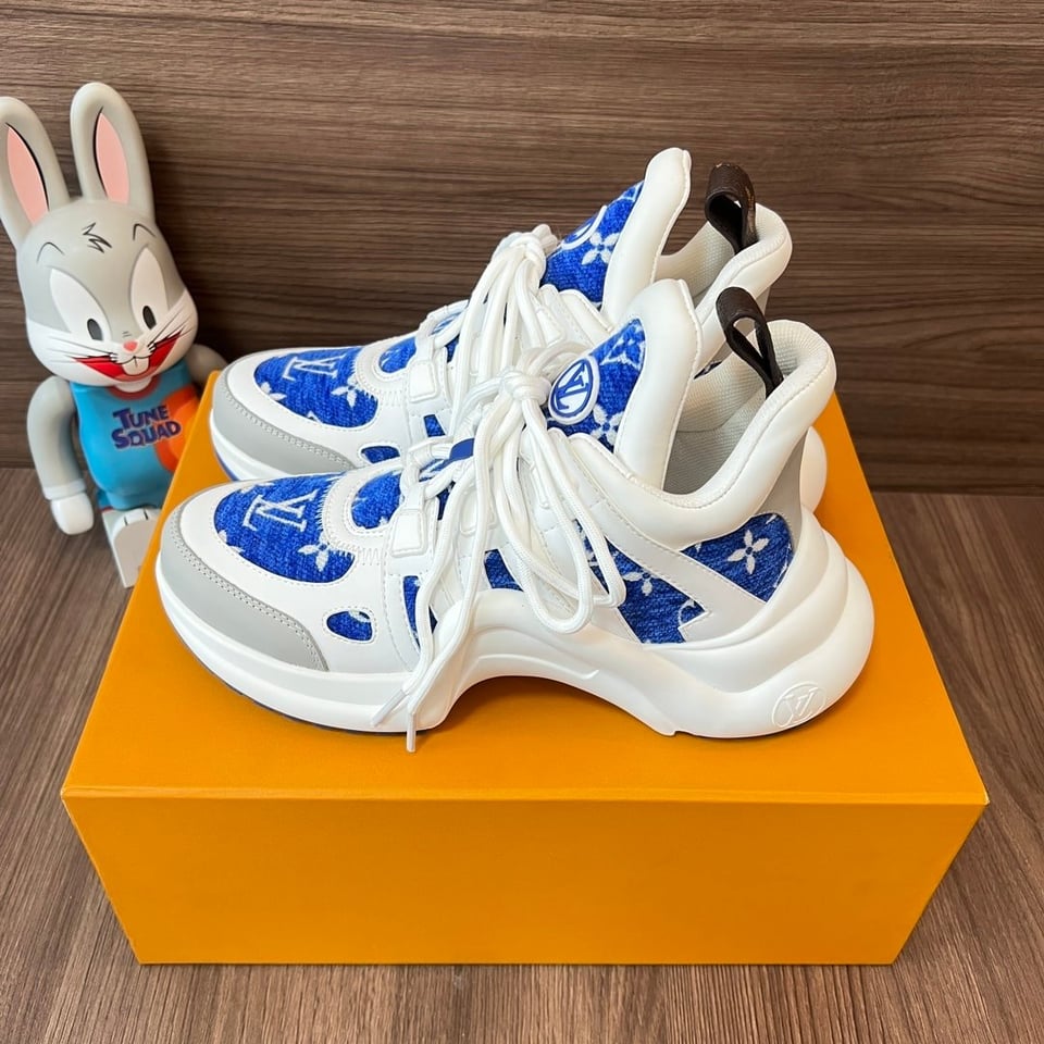 Louis Vuitton Archlight Sneaker Blue 1Aacts view 6