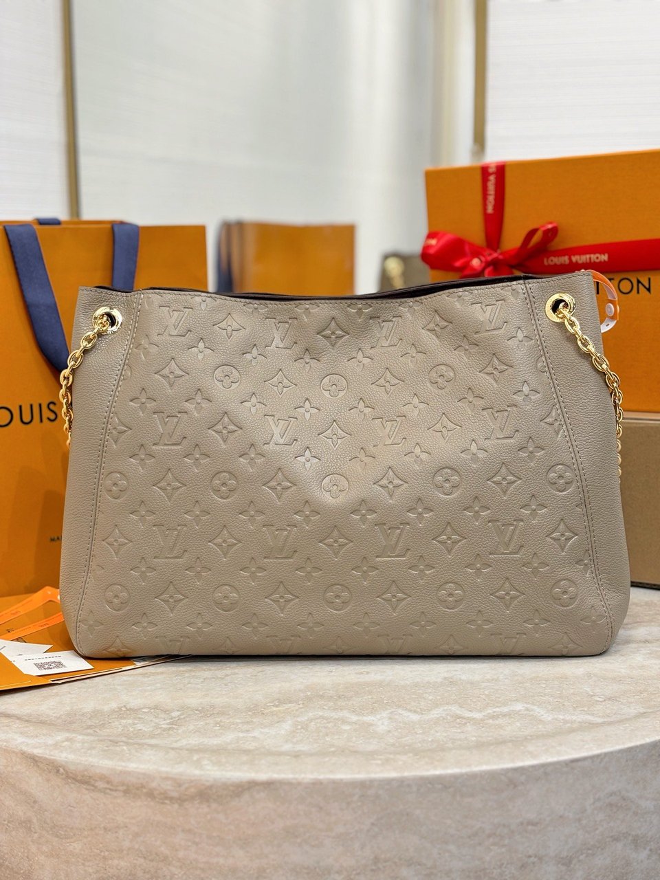 Louis Vuitton LV Anytime MM Monogram Empreinte Bag Tourterelle Gray M14658 42cm/ 16.5in view 7