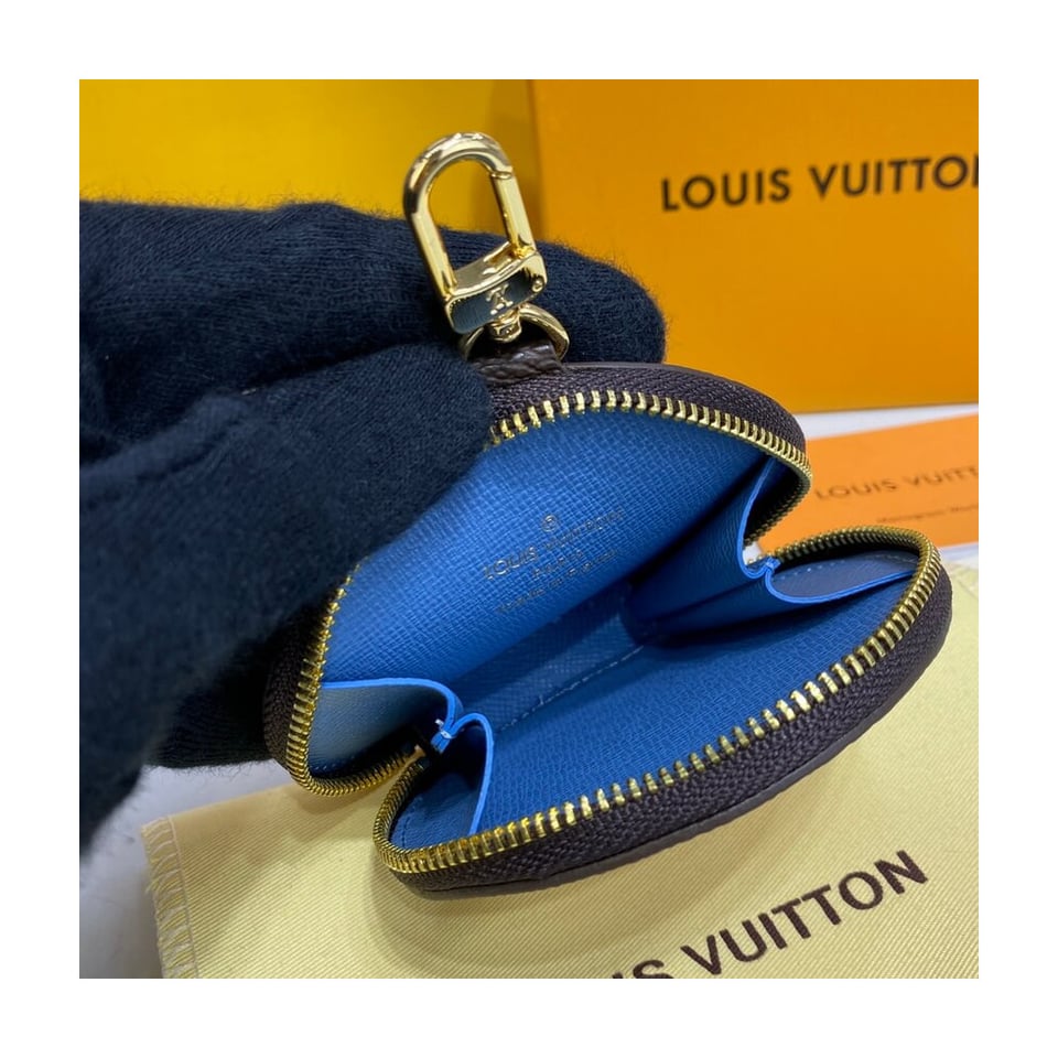 Louis Vuitton Monogram Round Coin Purse view 9