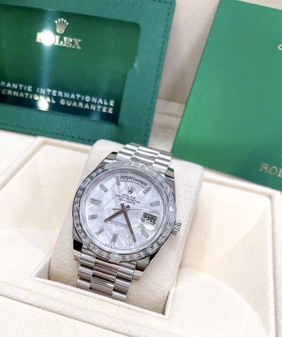 [Superclone] Rolex Day-Date 40mm Meteorite Dial President 228396TBR view 2