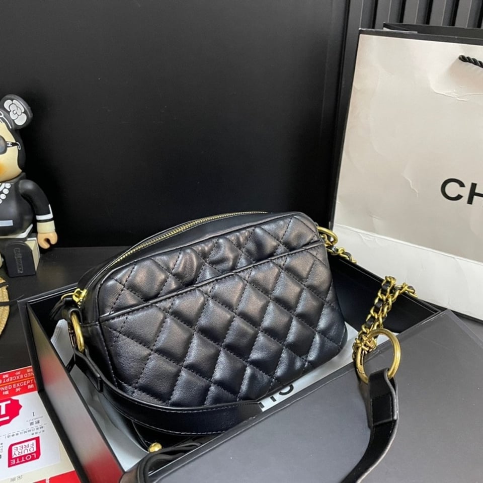 Chanel Quilted Small Camera Case Calfskin Black 22Cm/8.7in view 6