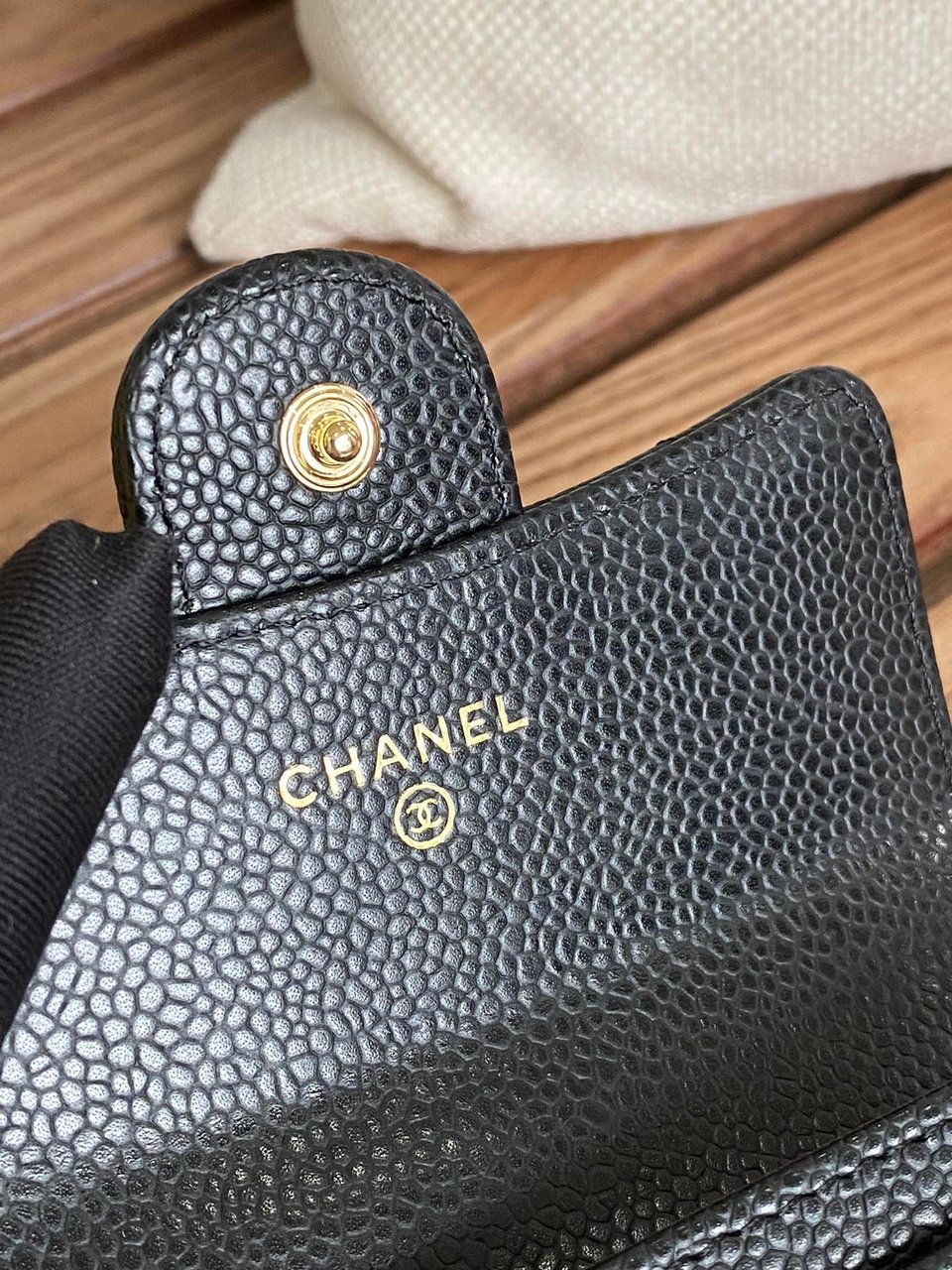 Chanel Small Wallet 11Cm Black Caviar Gold Hardware view 7