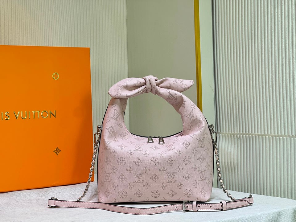Louis Vuitton Why Knot Pm Light Pink 34Cm M20703 view 3