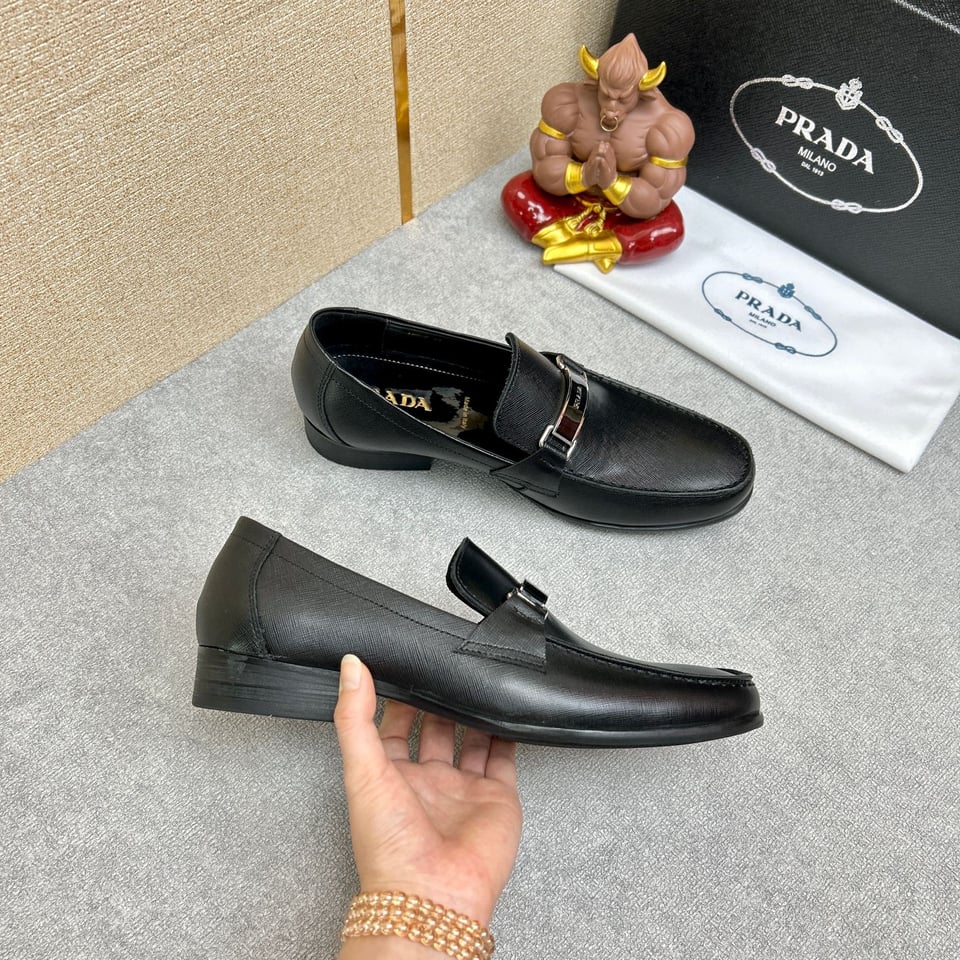 Prada Leather Brushed Plate Bit Logo Black 2Dc215 053 F0002 F G000 view 7