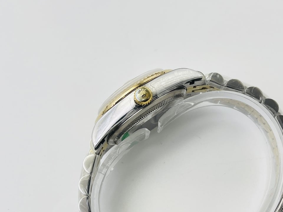 Rolex Datejust 36mm Gold Palm Motif Dial 126233 view 6