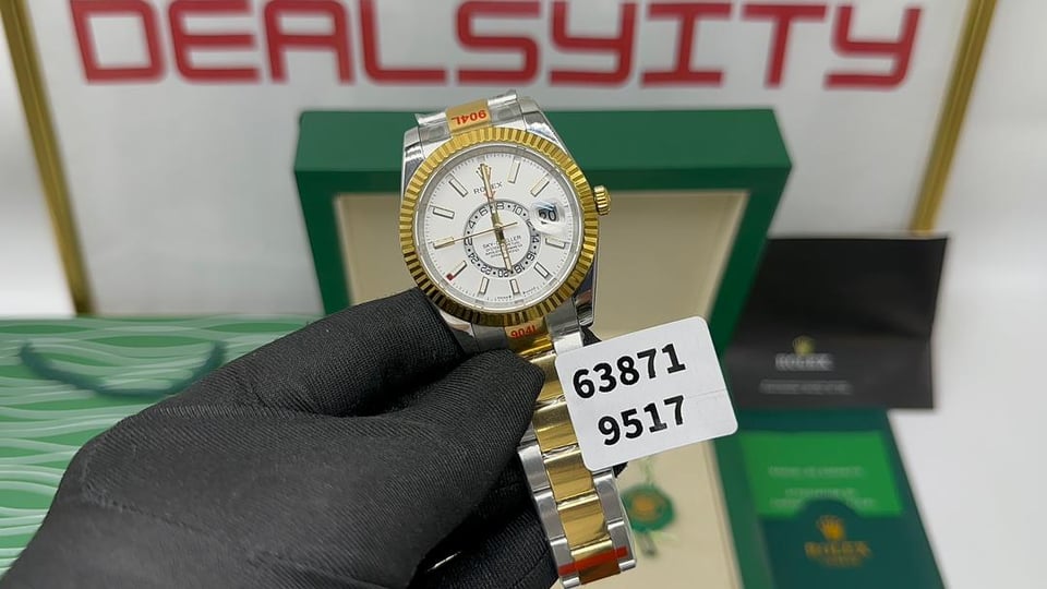 Rolex Sky-Dweller 42 mm Intense white Dial 336933 view 8