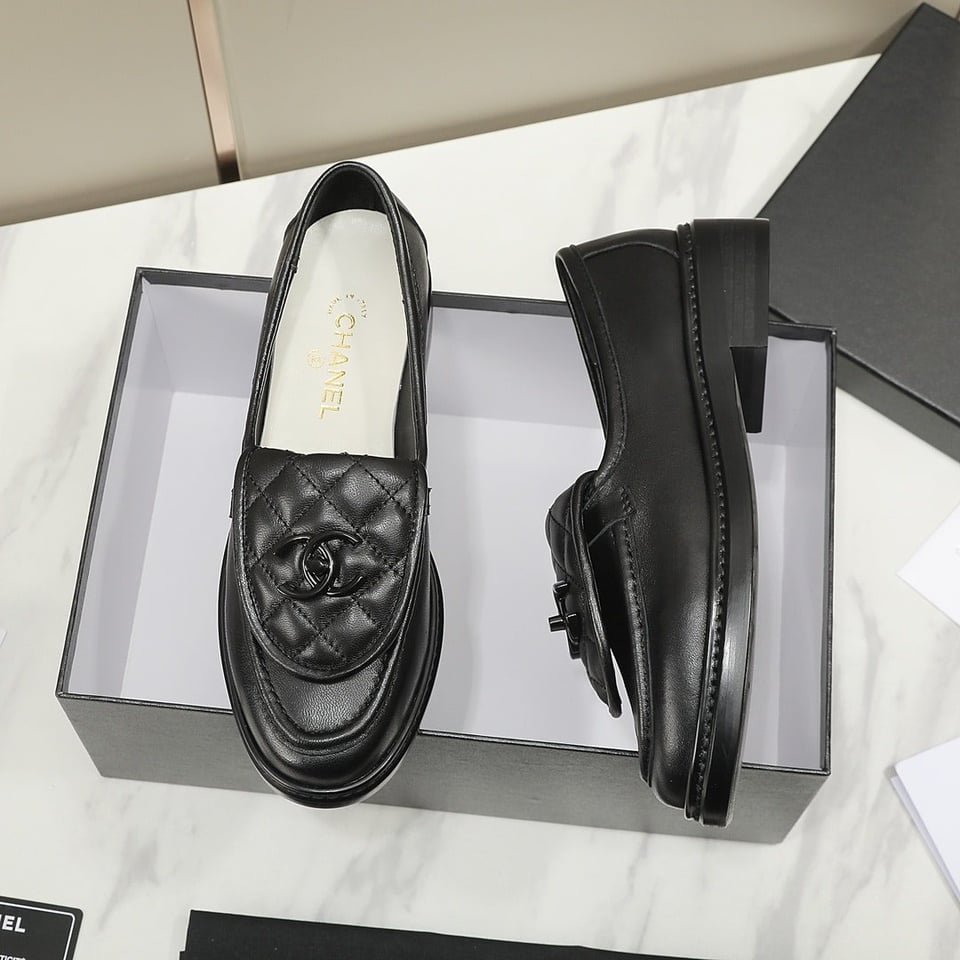 Chanel Cc Nib Turnlock Moccasins Flat Loafers Black view 7