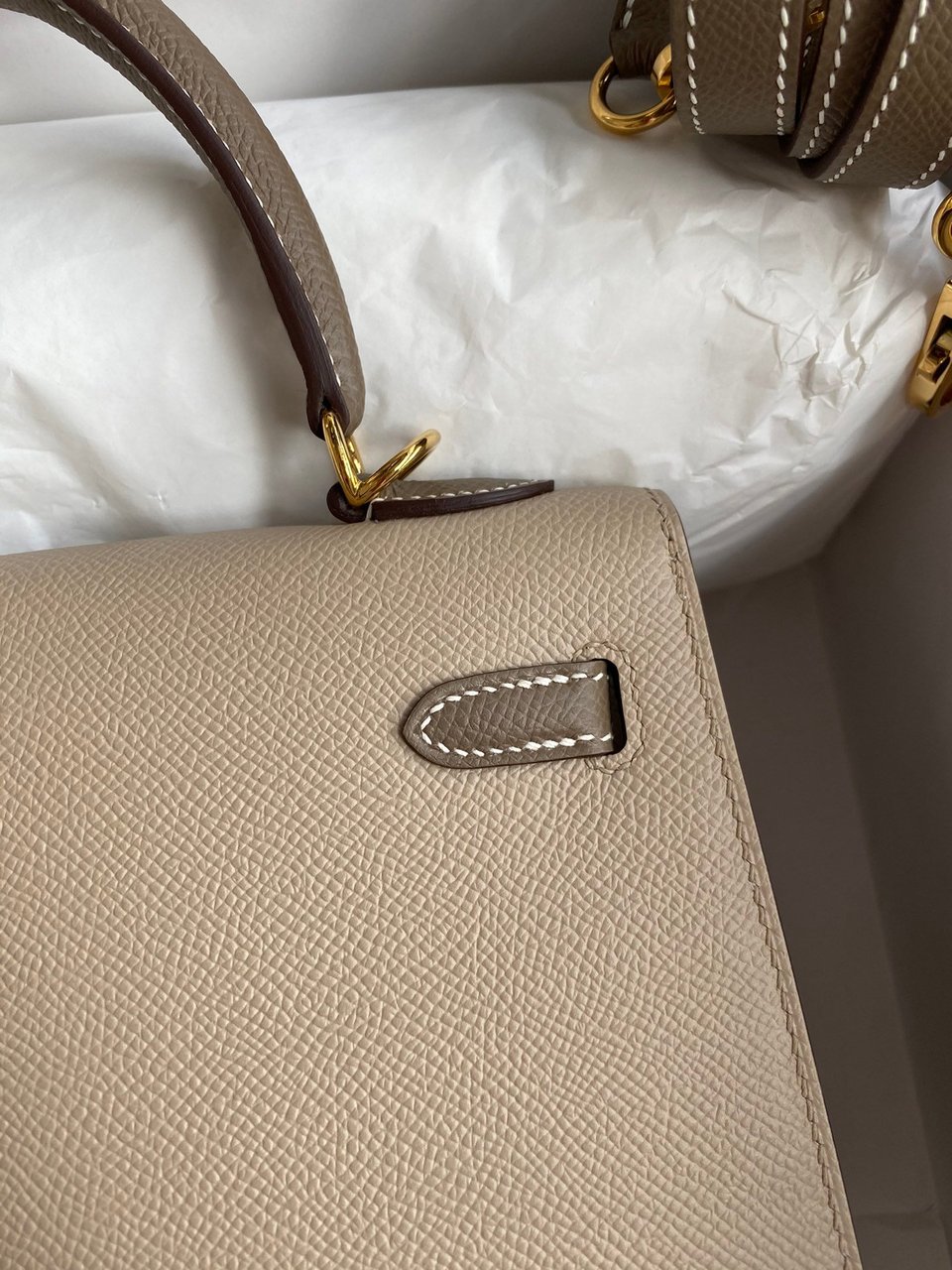 Hermes Kelly 25 Bag In Light Beige Epsom Leather For Women 25cm/10in view 5