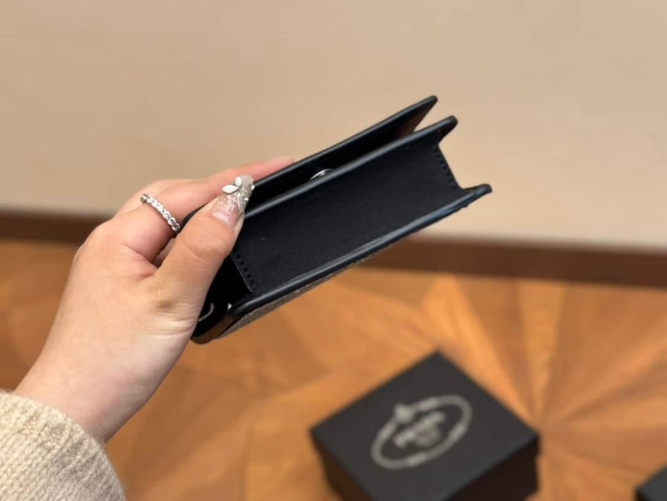 Prada Cardholder With Shoulder Strap And Crystals 13Cm view 4