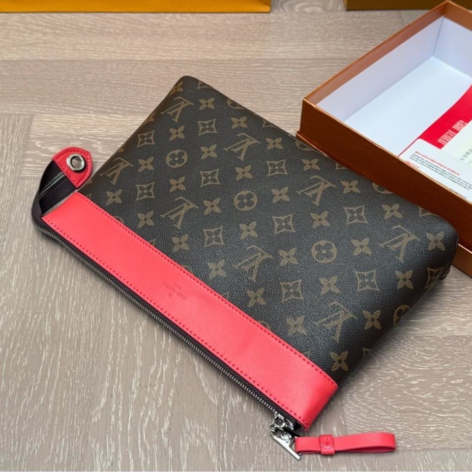 Louis Vuitton Pochette Voyage Souple Bag Pink 29Cm M13356 view 6