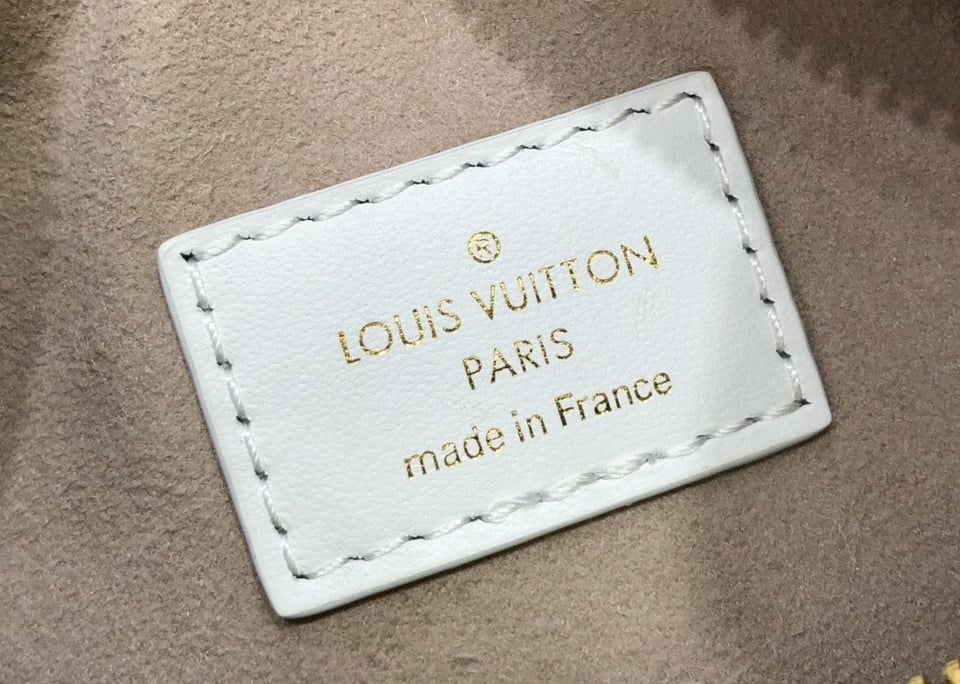 Louis Vuitton Bella 19Cm Lilas Purple view 9