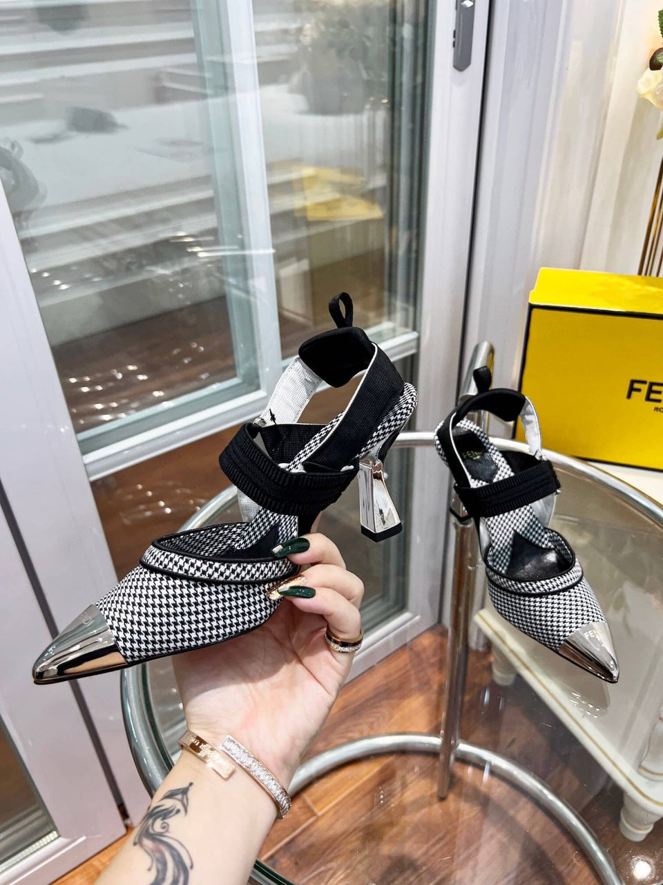 Fendi Colibri 85Mm Beaded Slingback Pumps Sliver Black view 7