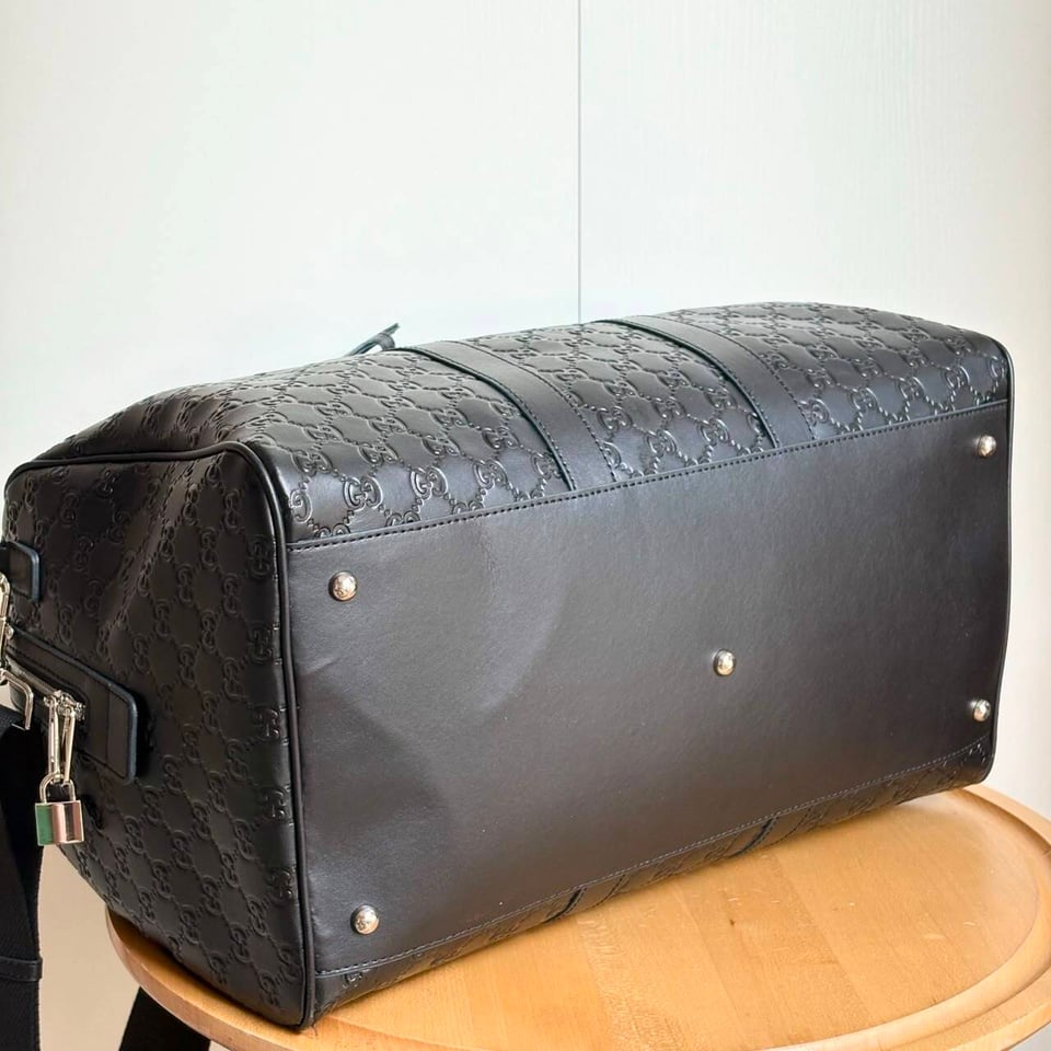 Gucci GG Emblem Medium Duffle Bag Black 45cm/29in view 5