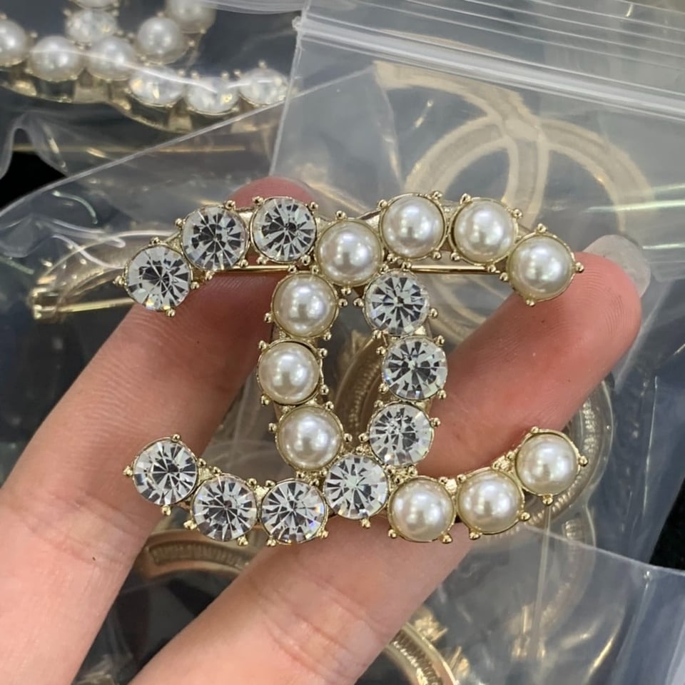 Chanel Cocomark Brooch Double C With Diamond And Pearl Ab4734 view 2