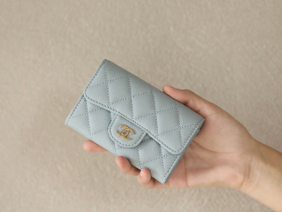 Chanel Flap Card Holder 11.3 Light Blue Grained Calfskin Gold Icon