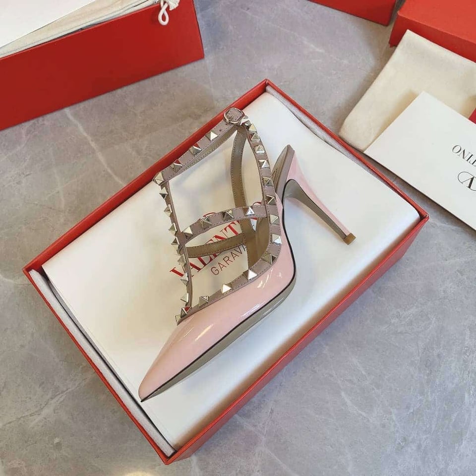 Valentino Garavani Patent Rockstud Caged Pump Pink view 10