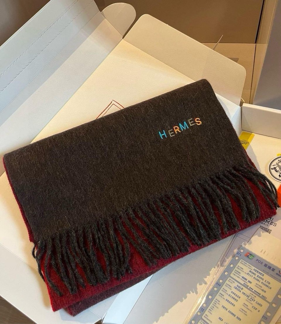 Hermes Cashmere Blanket Scarf Burgundy For Women 180cm view 4