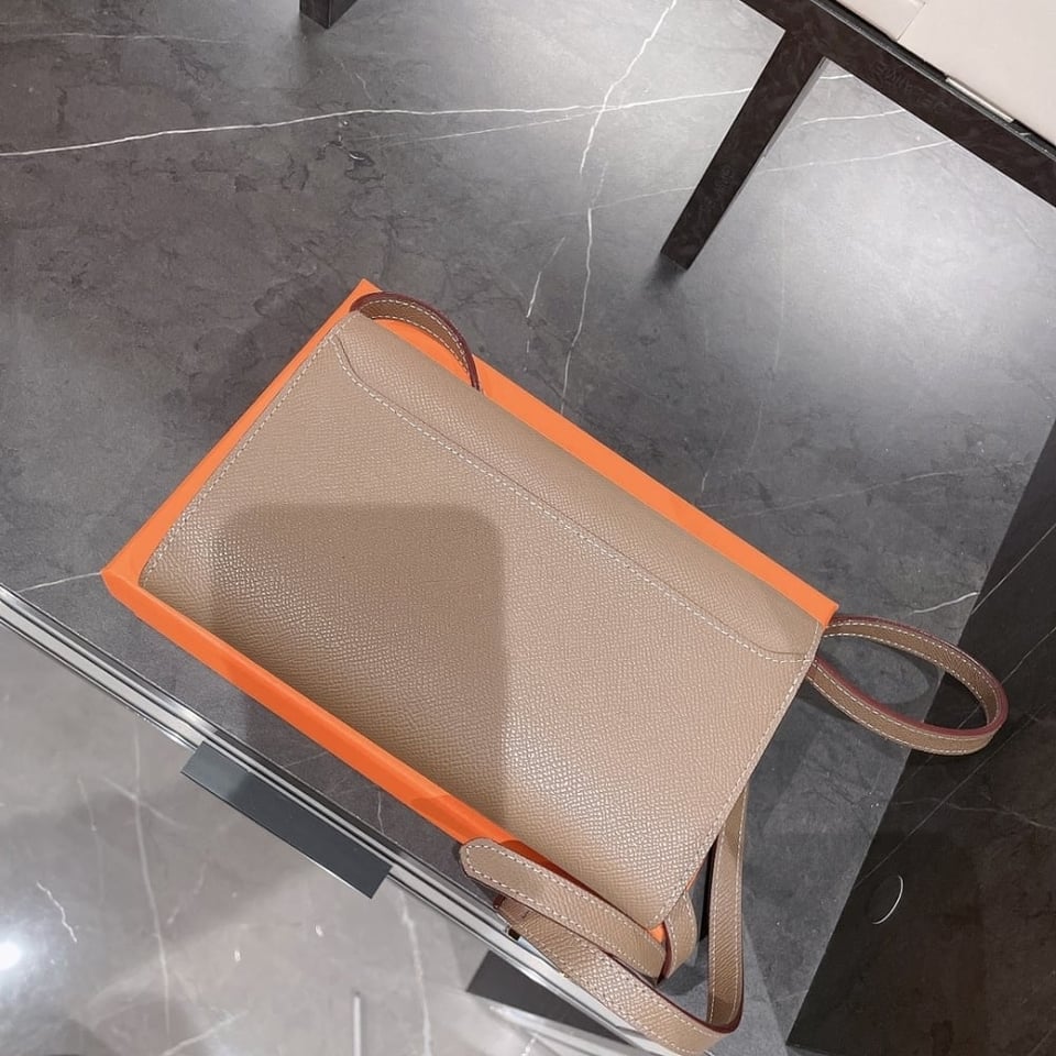 Hermes Constance To Go Epsom Etoupe 21Cm view 5