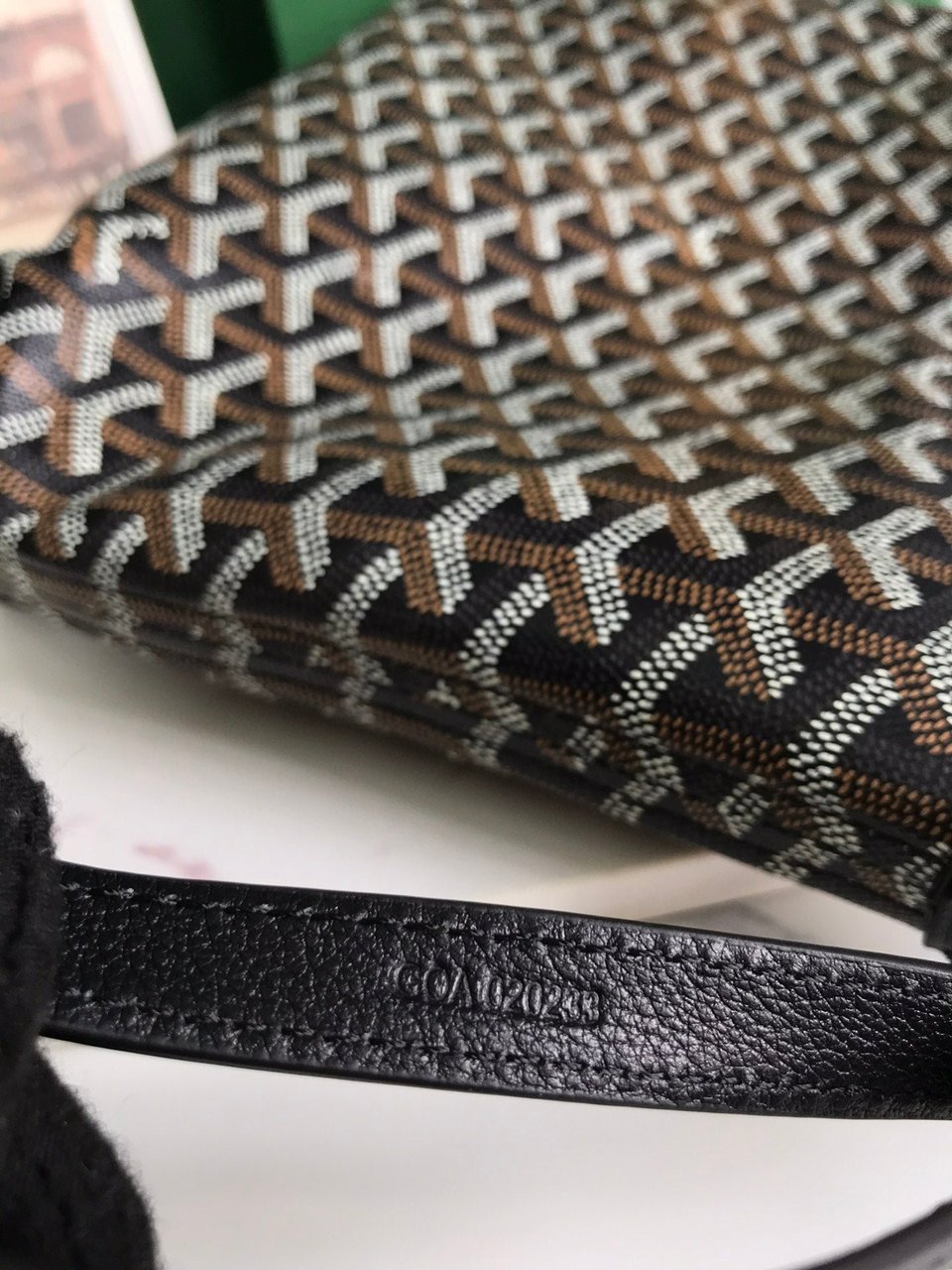 Goyard Conti Pouch 24 Cm Black Lambskin And Goyardine Canvas view 3