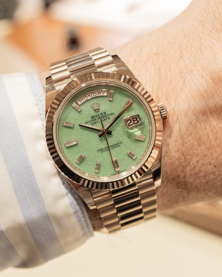[Superclone] Rolex Day-Date 40mm Light Green Aventurine Dial President 228235JG view 3