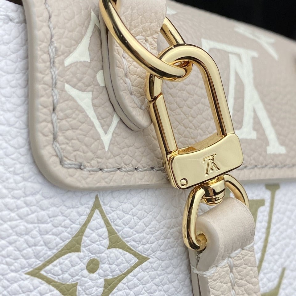 Louis Vuitton Tiny Backpack 19Cm Khaki view 5
