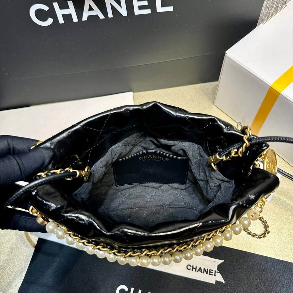 Chanel 22 Mini Bag Shiny Crumpled Calfskin with Pearl Chain view 14
