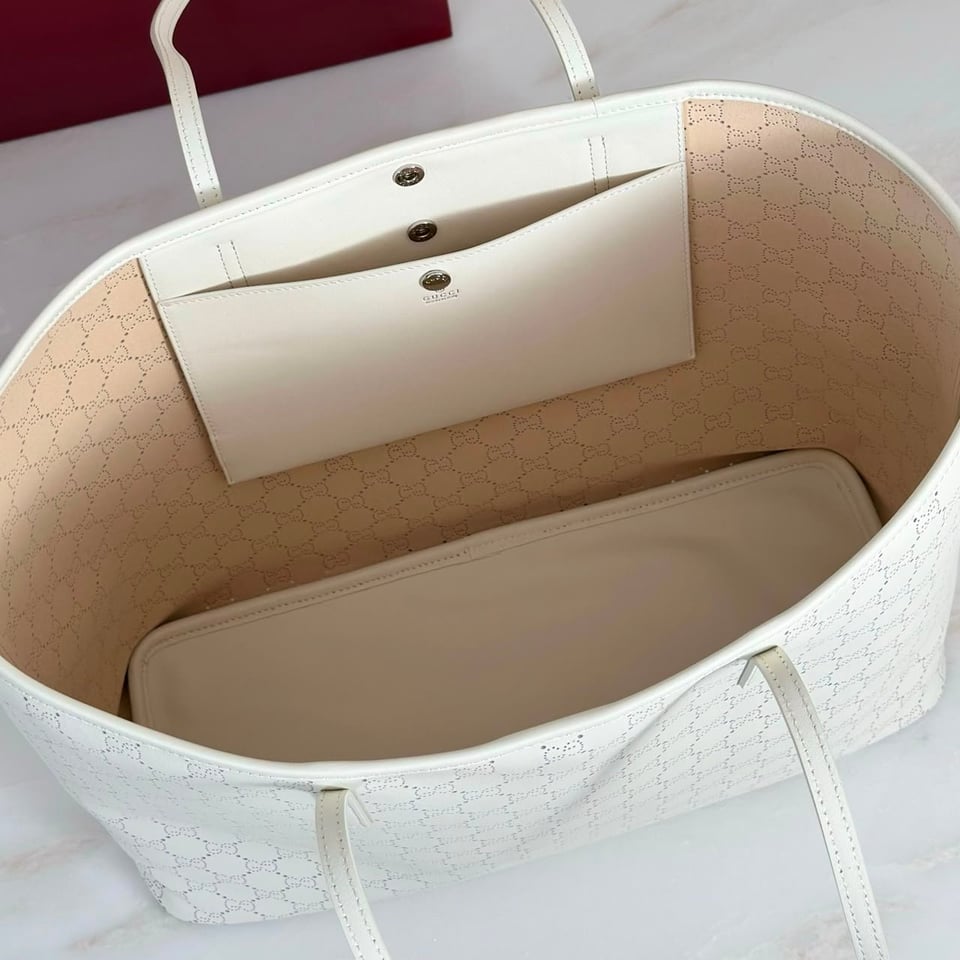 Gucci Tribeca Large Tote Bag 38cm/15in White Leather GG 874745 view 8