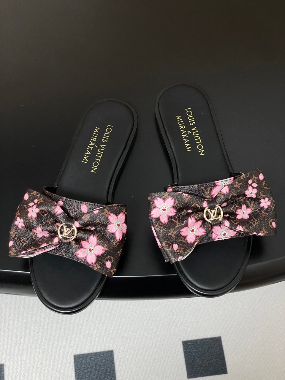 Louis Vuitton x Takashi Murakami Lily Flat Mule Bow Slide Sandals Black 1AGVYA view 6