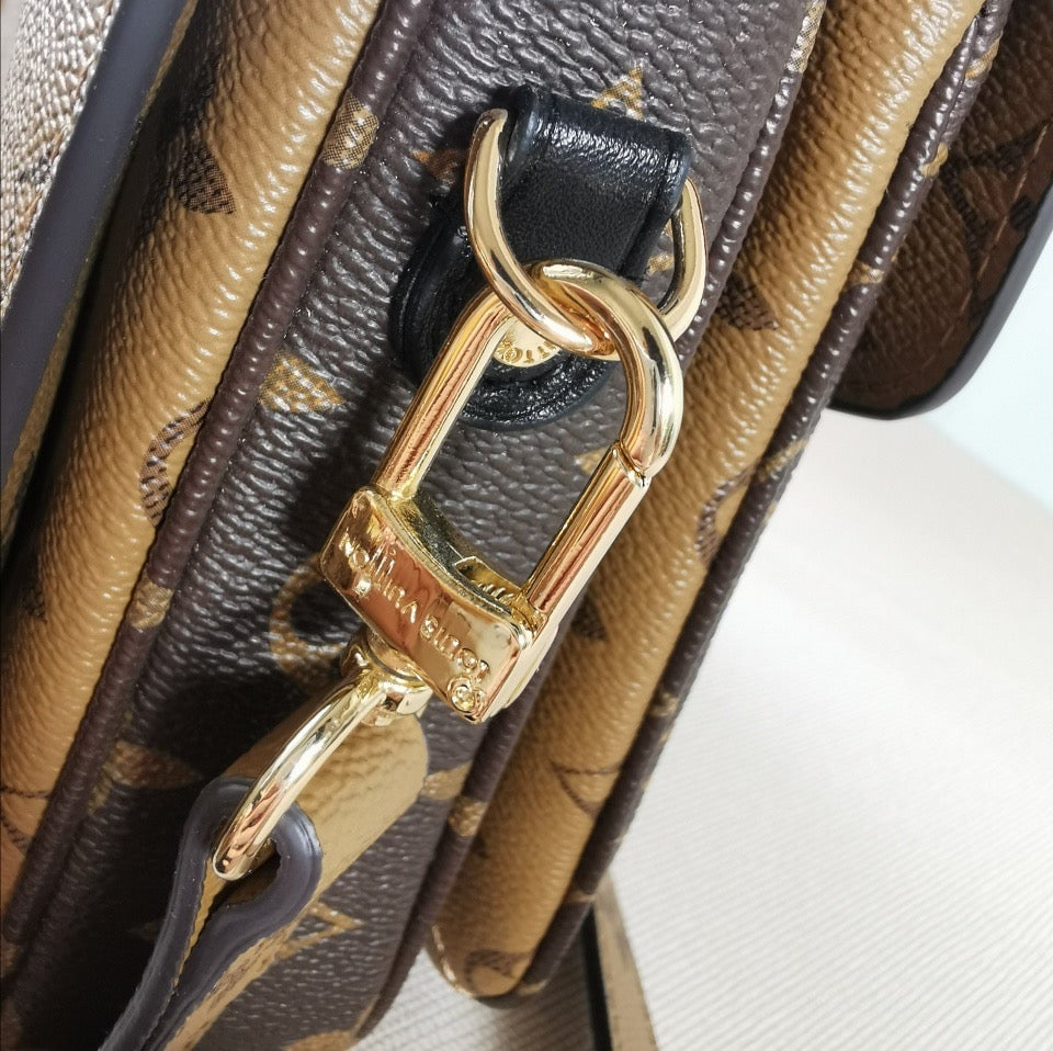 Louis Vuitton Pochette M Tis 27 Cm view 7