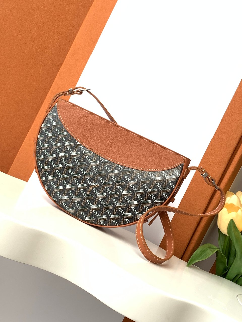 Goyard Hirondelle Bag – Bagistry Closet 25cm Black &amp; Tan view 11
