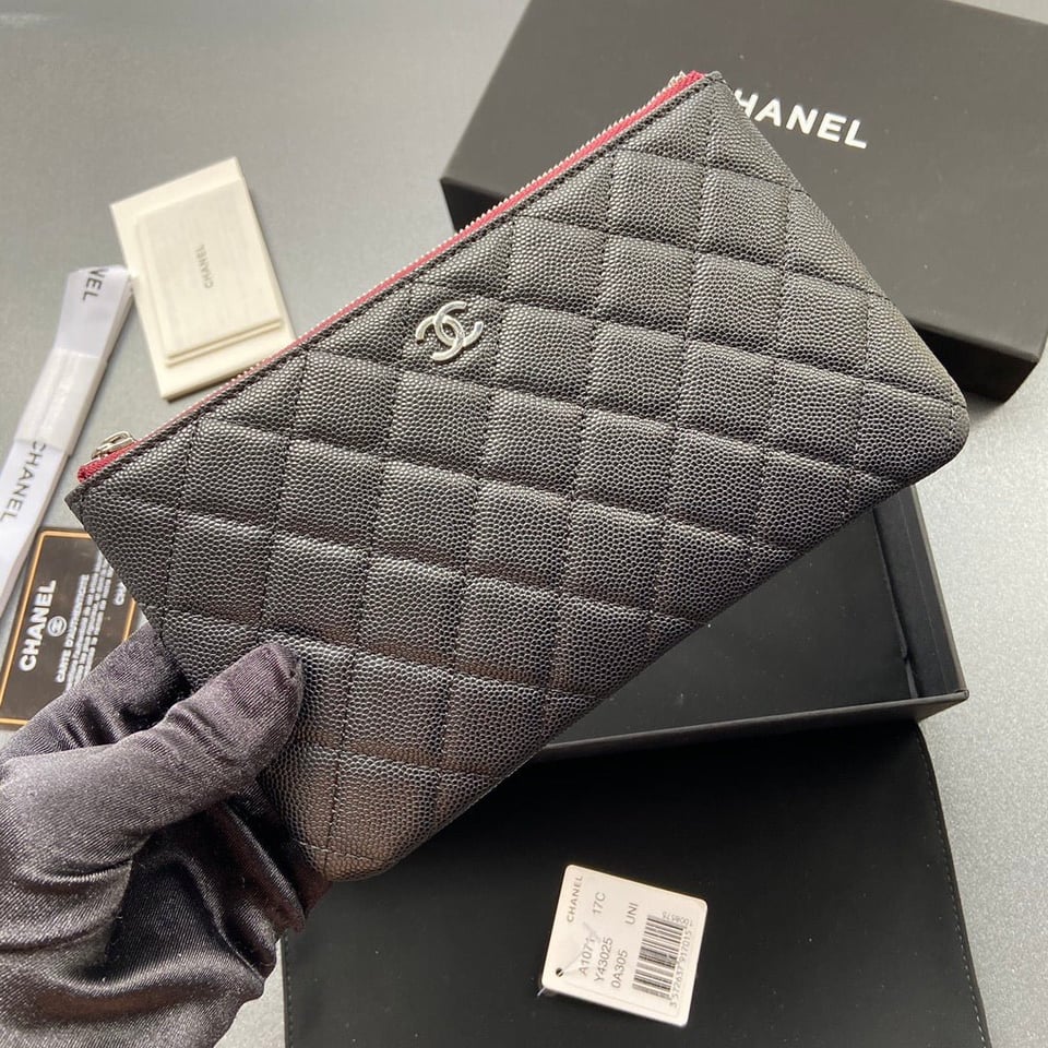 Chanel Zipped Wallet 20Cm Black Quilted Caviar Silver Hardware view 5