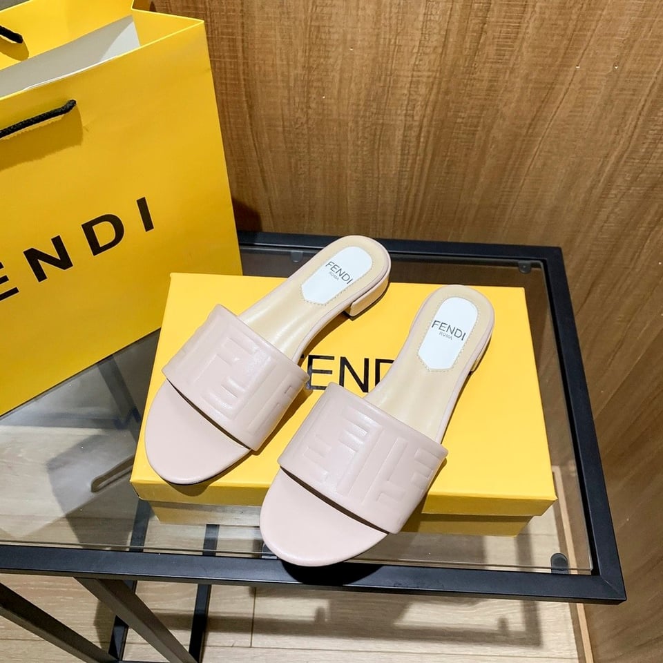 Fendi Silk Cowhide Slippers Light Pink view 7