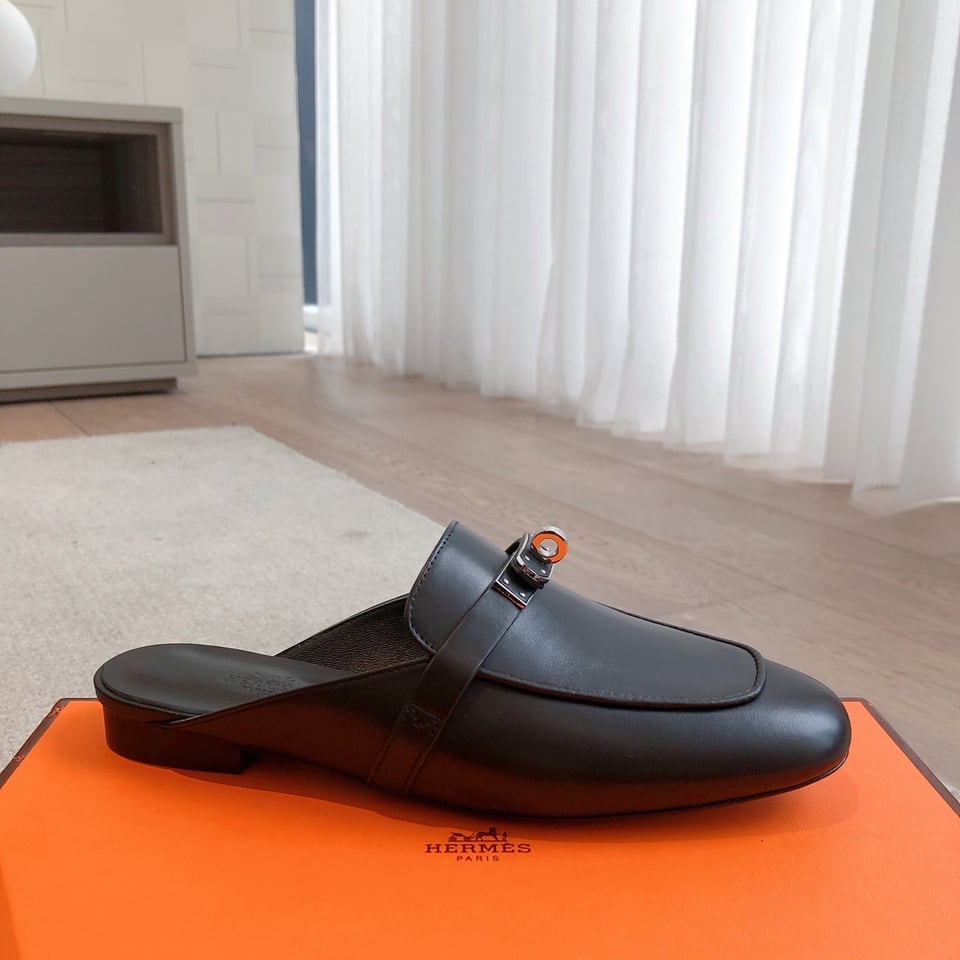 Hermes Oz Mule Black view 6
