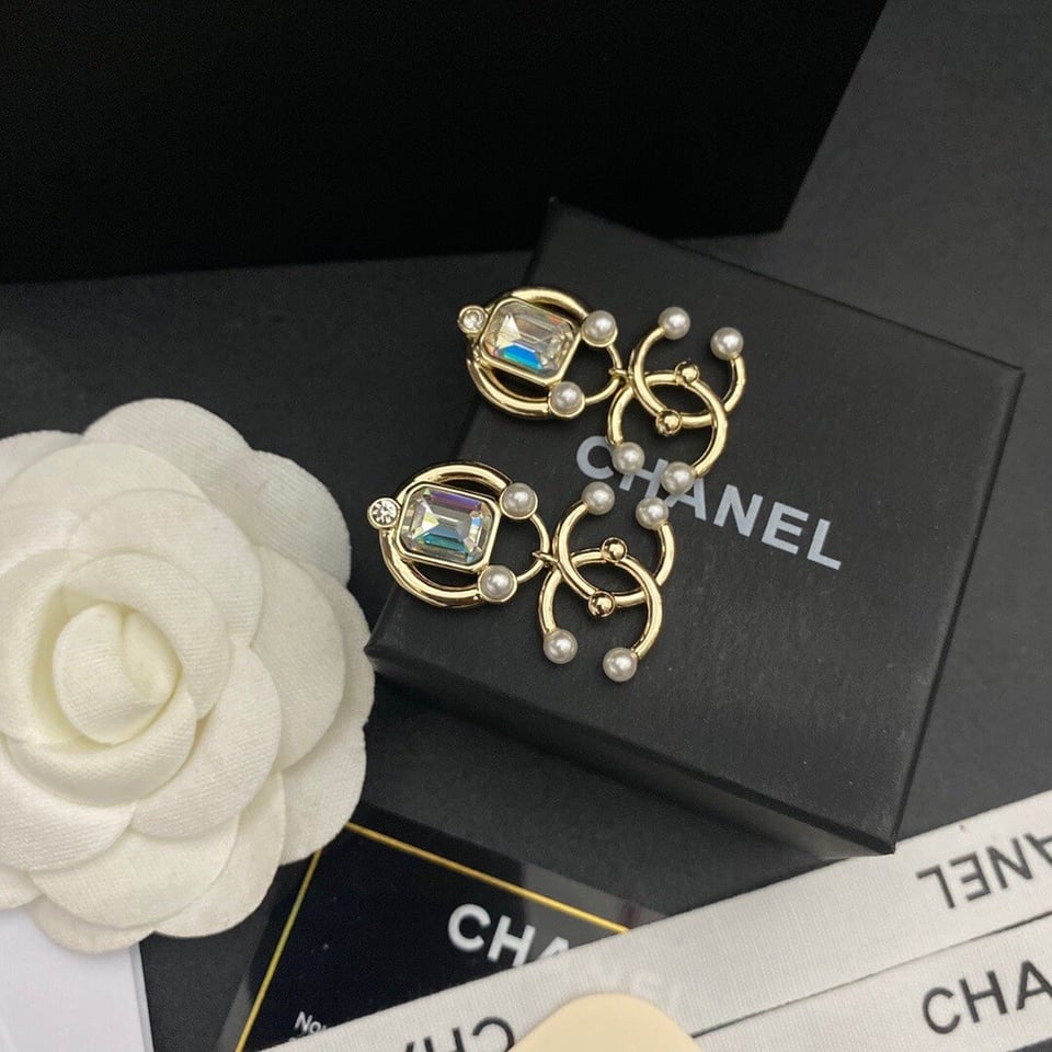 Chanel White Crystals Earrings view 2