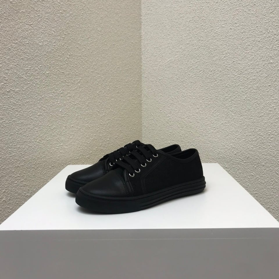Gucci Women’S Leather Top Sneaker Black view 4