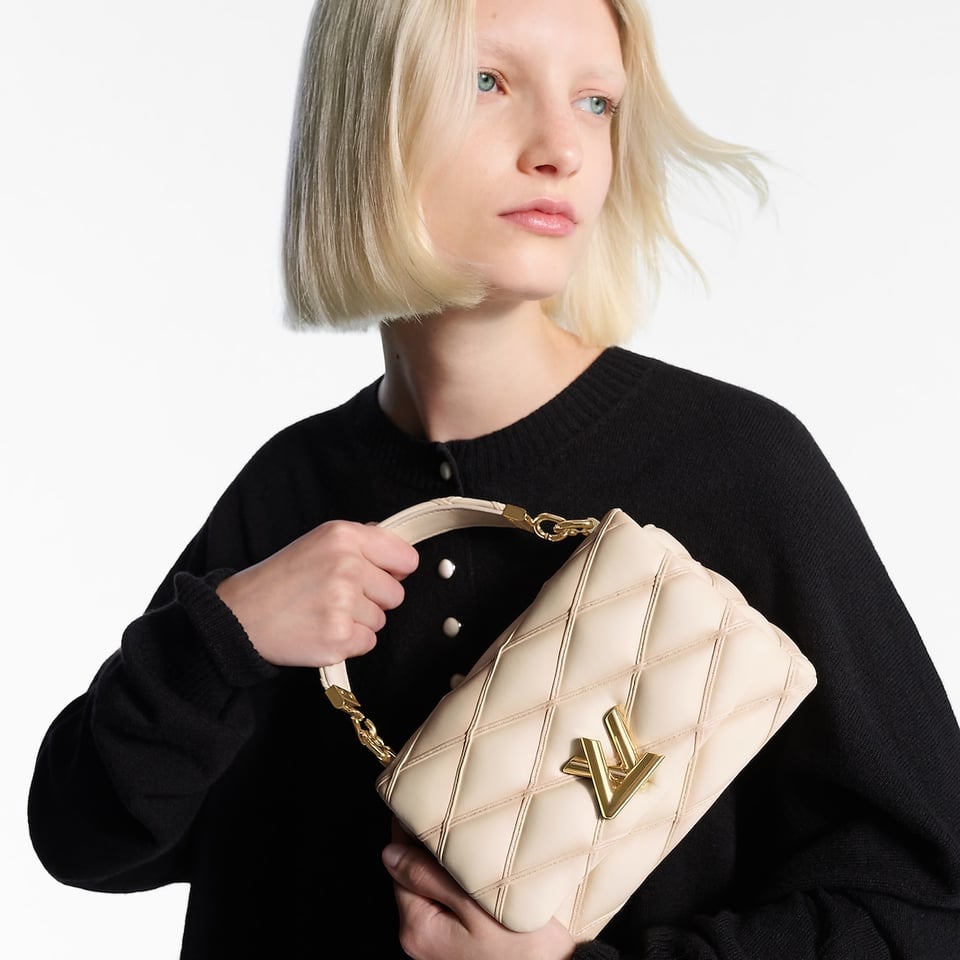 Louis Vuitton Go-14 Pm M12338 view 6
