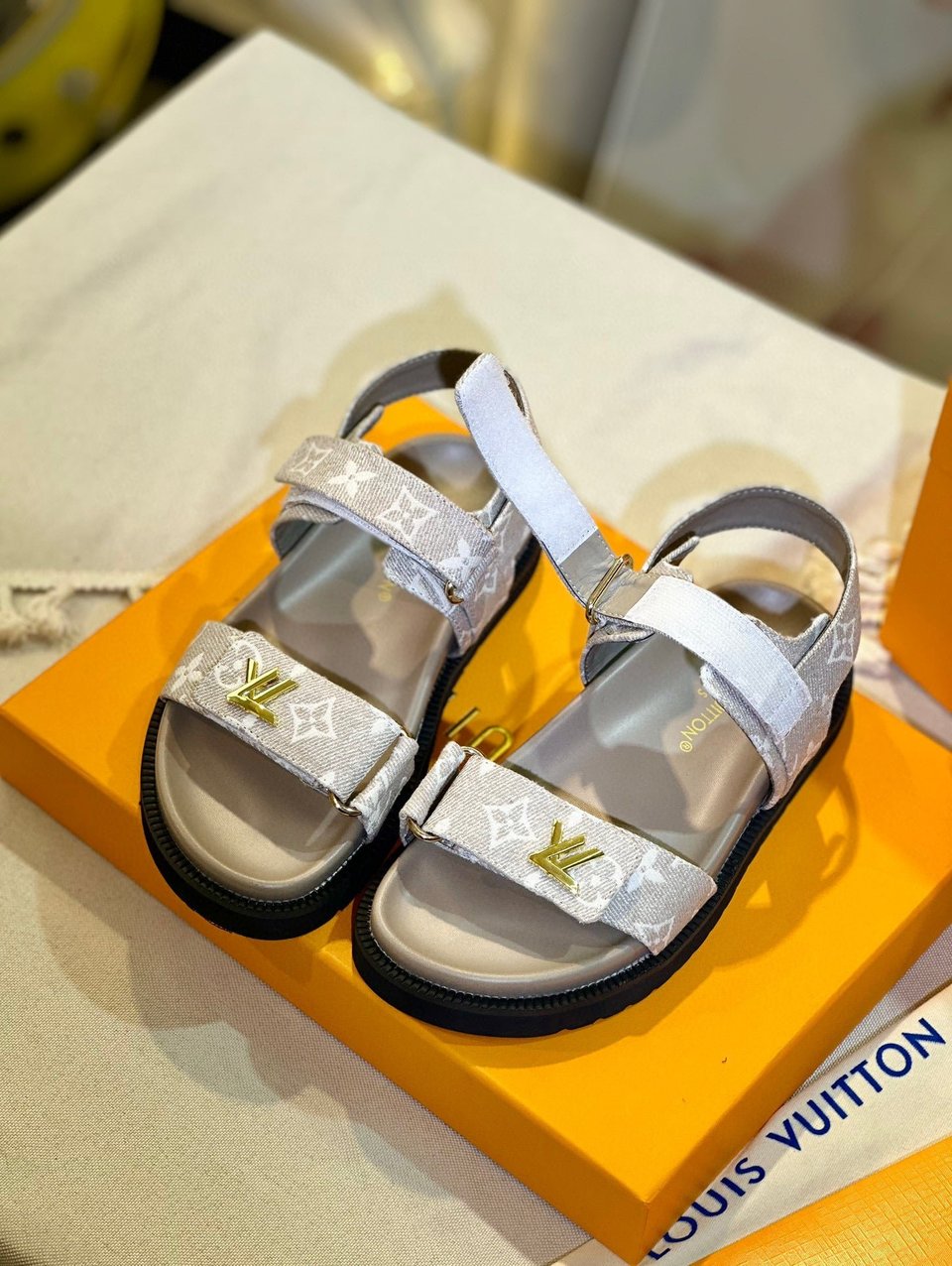 Louis Vuitton Lv Sunset Flat Comfort Sandals Beige 1Ac4Or view 6