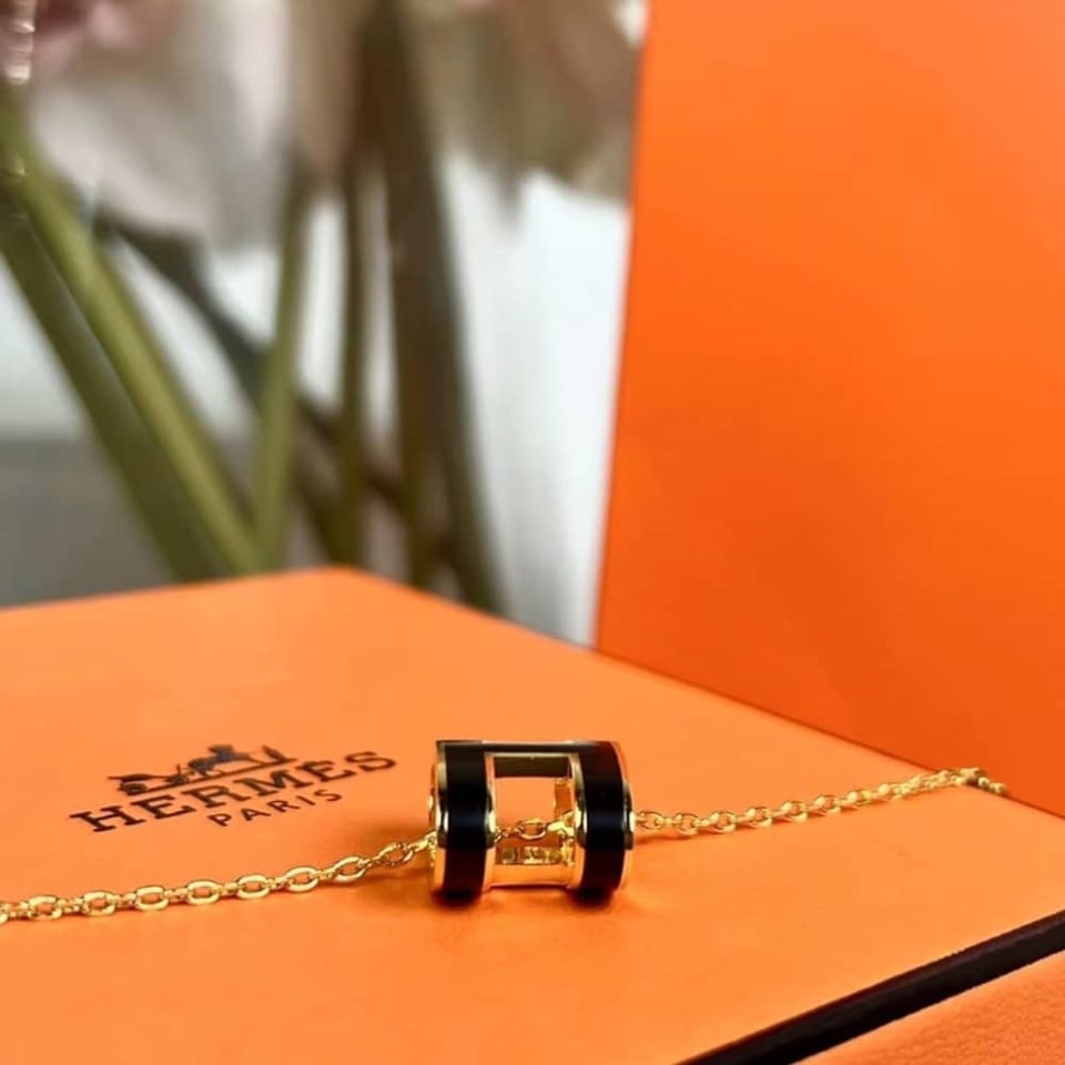Hermes Mini Pop H Pendant Necklace Black And Gold view 4
